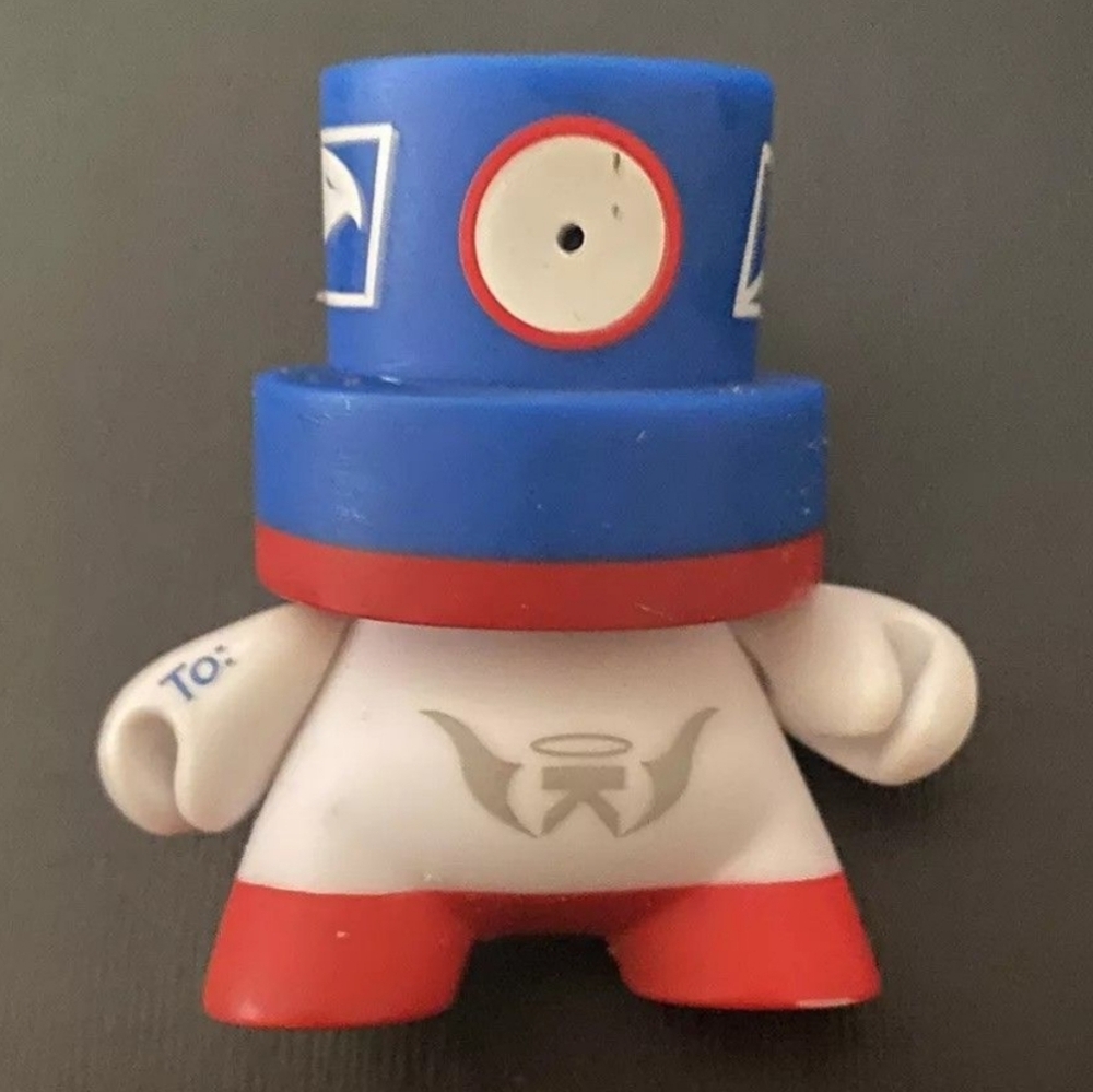 Kidrobot Fatcap Series 3 KaNo Priority Mail USPS Kidrobot Vinyl Graffiti 3”